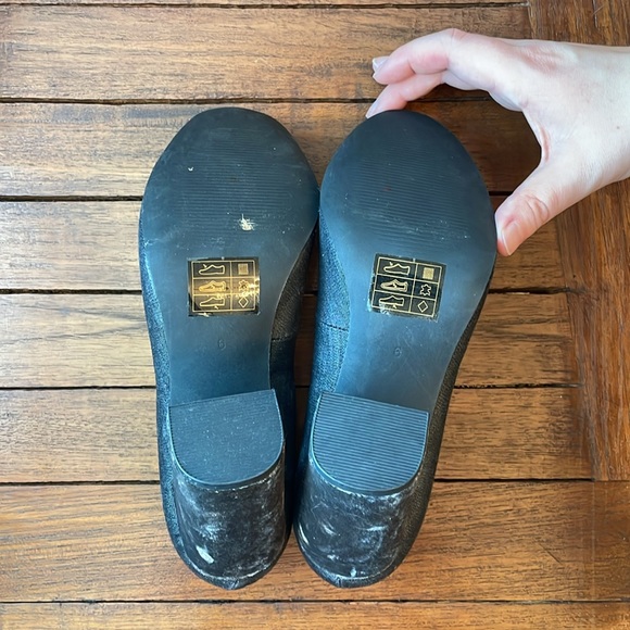 Farylrobin Velvet Heels - Picture 5 of 5